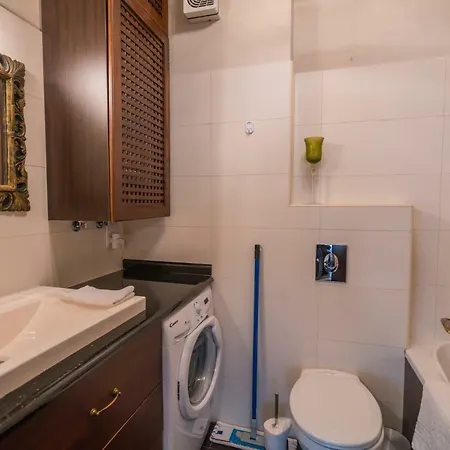 Royal Luxus Wellness Apartament