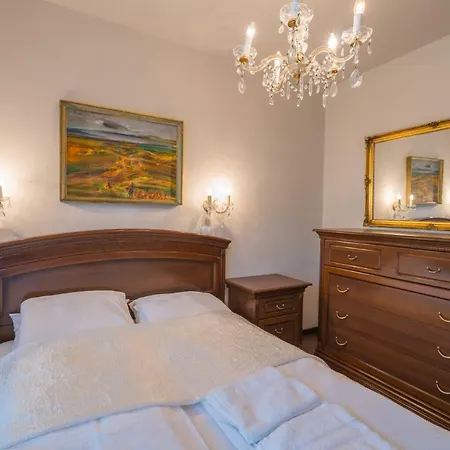 Royal Luxus Wellness Apartament *