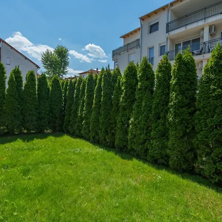 Royal Luxus Wellness Шиофок