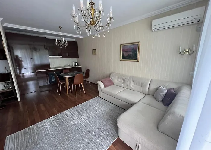 Royal Luxus Wellness דירה *