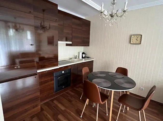 Royal Luxus Wellness דירה *