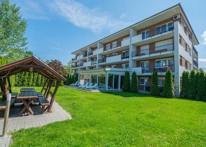 Royal Luxus Wellness * Siófok