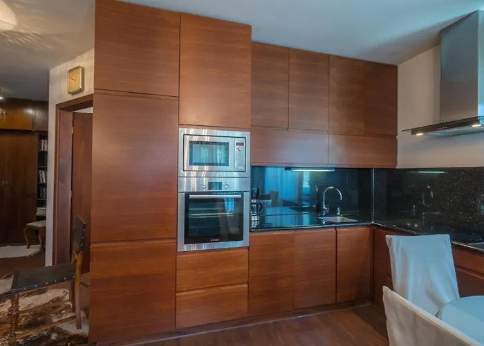 Royal Luxus Wellness דירה