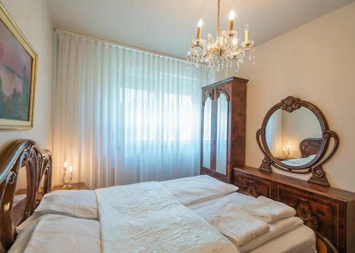 Royal Luxus Wellness Siófok